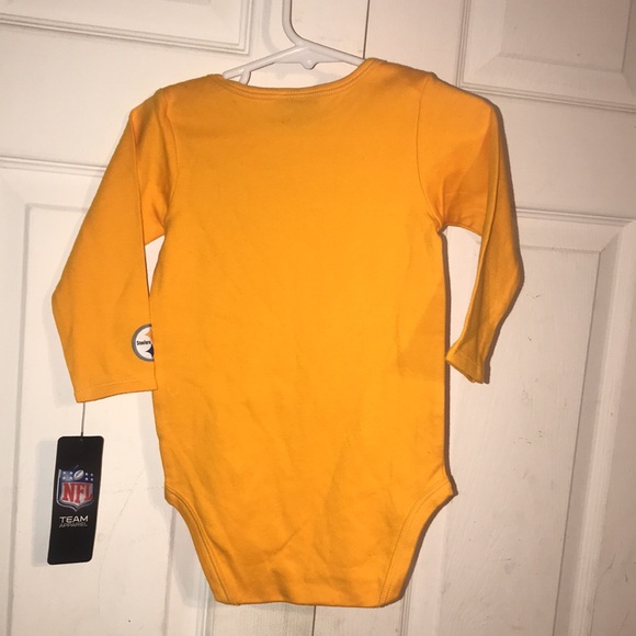 NWT NFL Steelers Onesie - Picture 5 of 6